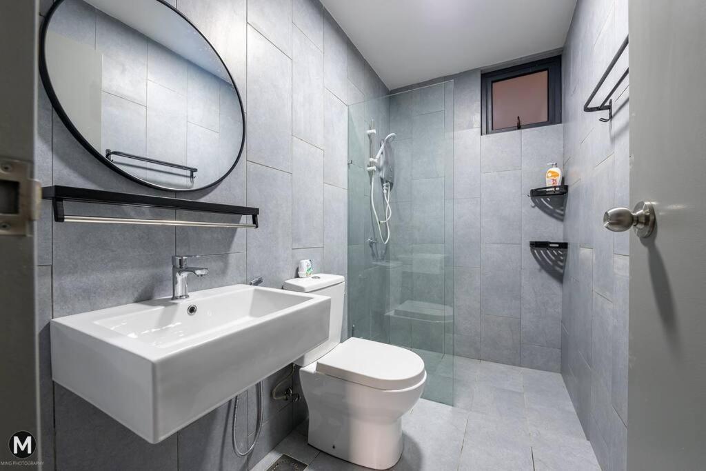 Pangsapuri 500mbpsnetflix Luxury 6+1 Pax M Vertica Kuala Lumpur