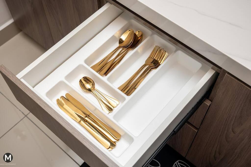 500mbpsnetflix Luxury 6+1 Pax M Vertica Kuala Lumpur