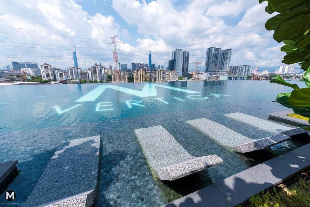 Pangsapuri 500mbpsnetflix Luxury 6+1 Pax M Vertica